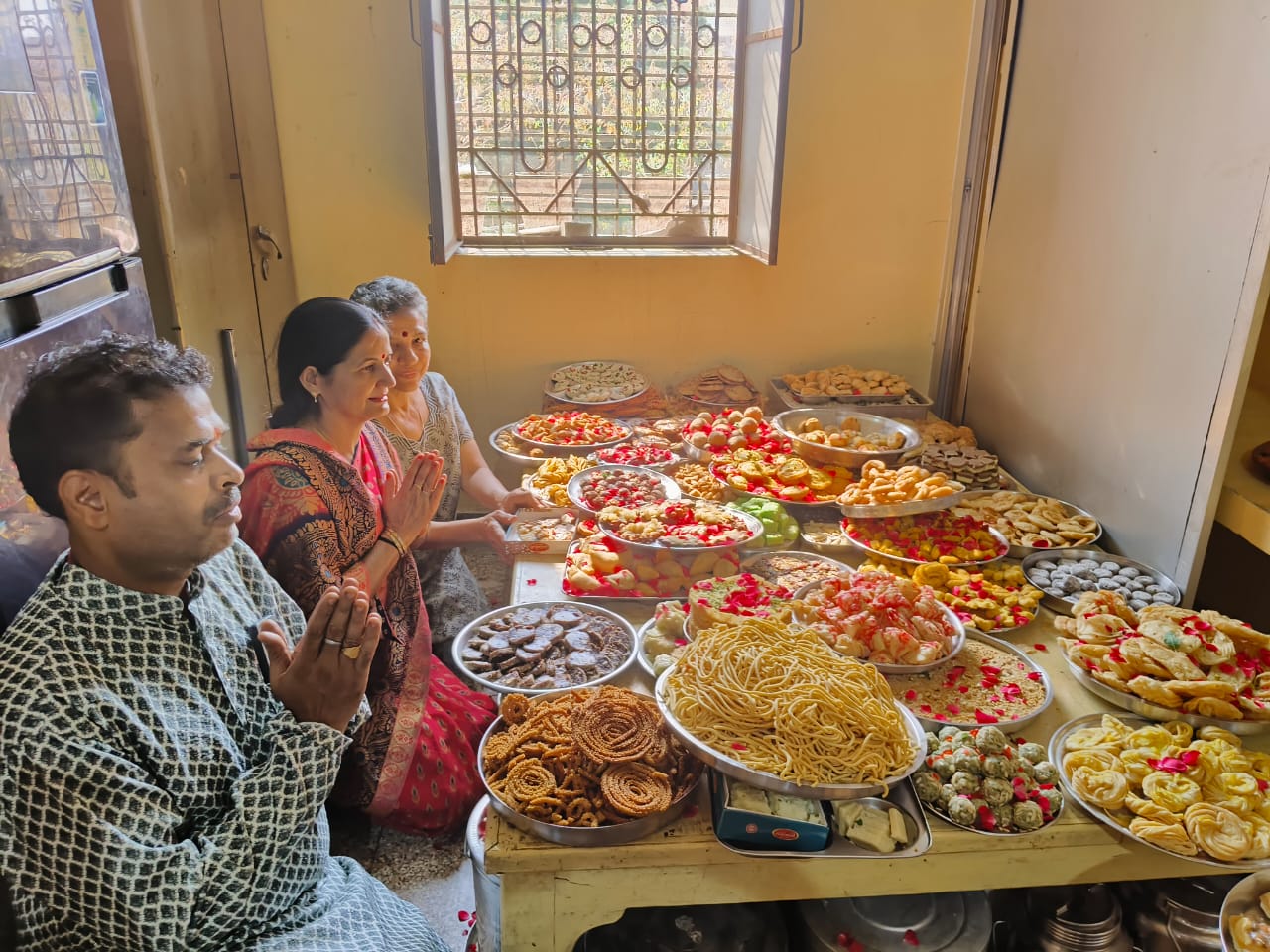 श्री गोवर्धन पूजा में महापौर का आशीर्वाद और युवा संदेश