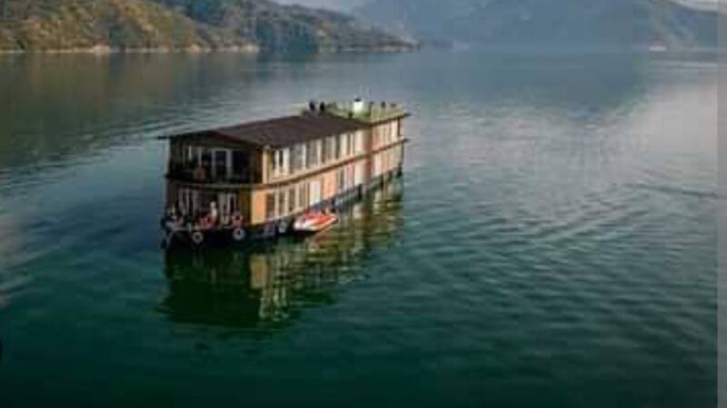 सरकार की बड़ी पहल : अब टिहरी झील में दौड़ेगी लग्जरी क्रूज बोट