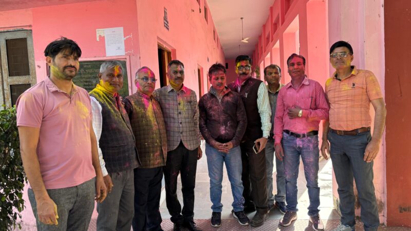 गुरुकुल कांगड़ी संविवि में होली मिलन समारोह की धूम