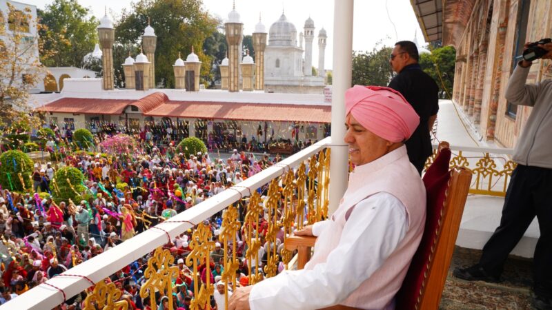 श्रद्धा:झंडा जी महोत्सव की महंत देवेन्द्र दास महाराज बुधवार सुबह करेंगे विशेष पूजा अर्चना