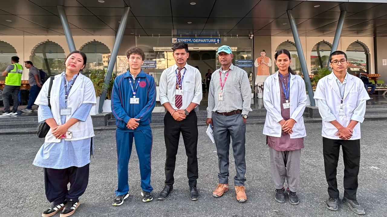 तोहफा: खेल में उत्कृष्ट प्रदर्शन पर मिला हवाई सफर का तोहफा