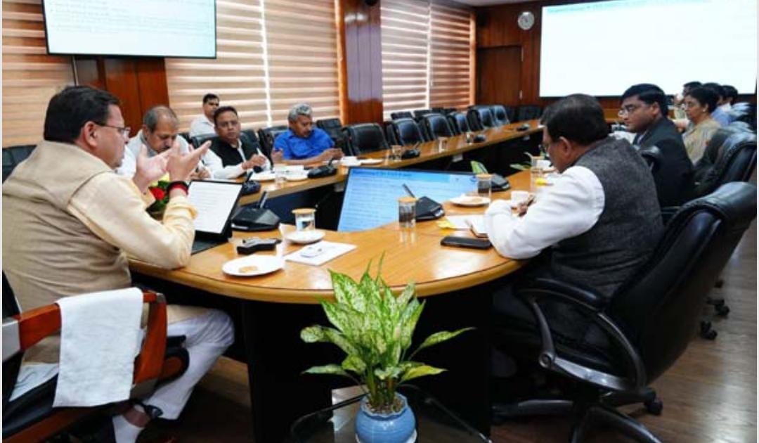 सीएम धामी की पहल: महिलाओं के लिए विशेष कौशल केंद्र, स्किल ऑन व्हील्स वैन जल्द शुरू