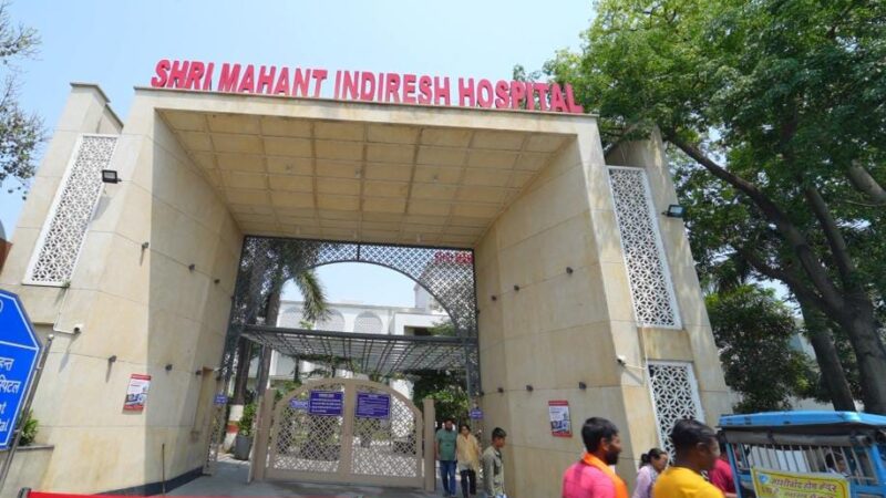 डॉ. प्रशांत सरड़ा की टीम ने दिलाई महंत इन्दिरेश को नई पहचान
