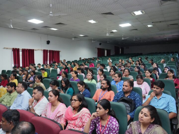 एआई संग शोध को नई उड़ान, SGRRU में आयोजित हुई खास कार्यशाला