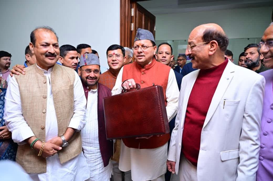 महिला सशक्तिकरण से लेकर गंगा घाटों तक, धामी बजट में दिखा सर्वांगीण विकास का खाका