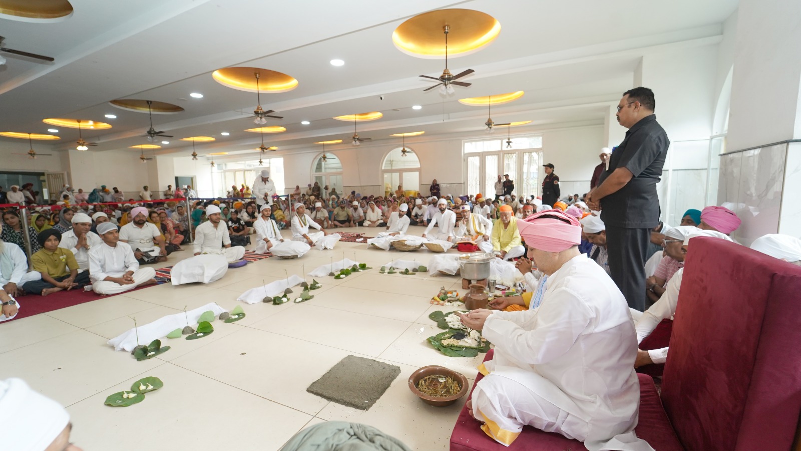 आभार:महंत इंदिरेश अस्पताल की टीम ने संभाली सेवा की बागडोर, संगतों ने जताया आभार