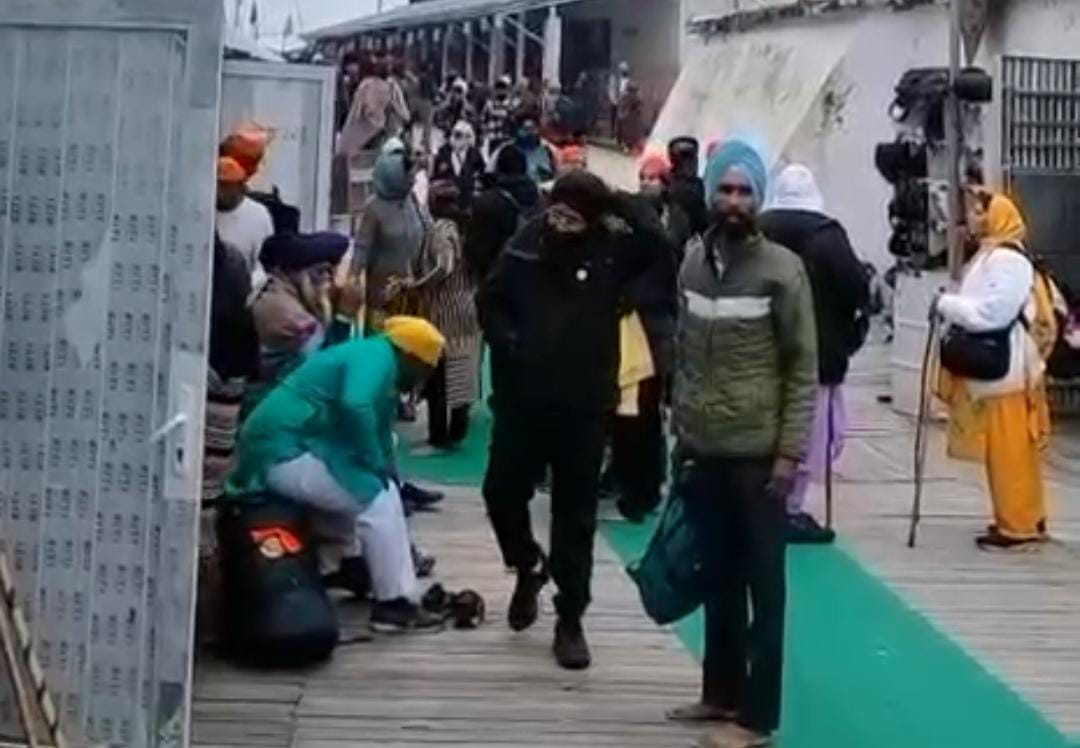 आपदा पर भारी विश्वास: श्रद्धालुओं ने कहा, “वाहेगुरु की कृपा से हर मुश्किल आसान”