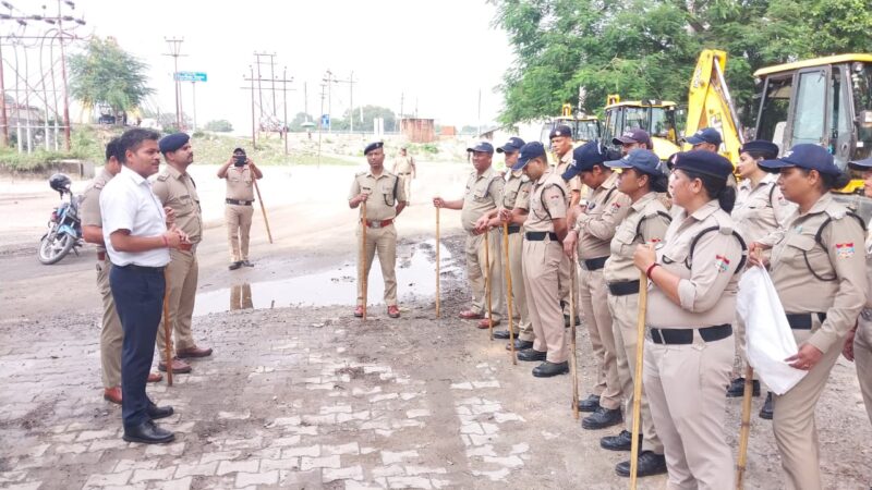 नोटिस की अनदेखी पर प्रशासन ने अपनाया कड़ा रवैया