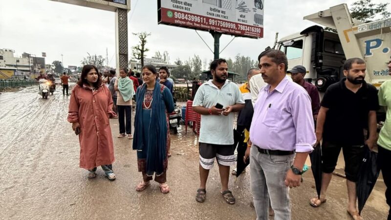 ‘ढिलाई बर्दाश्त नहीं’– नीलम बिजल्वाण ने बैठक में अफसरों को दिखाया आईना