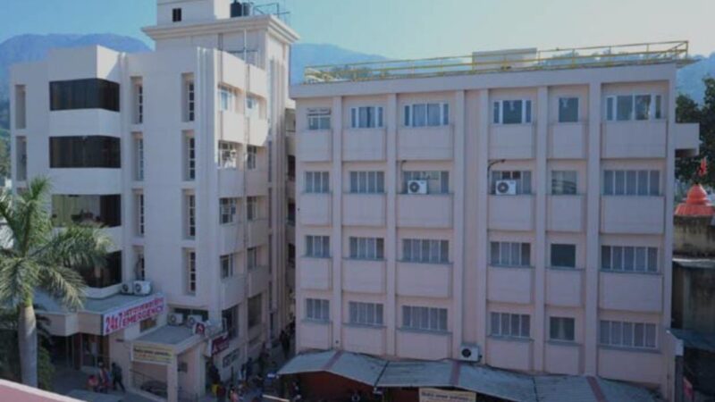 निर्मल आश्रम हॉस्पिटल: मानवता और चिकित्सा सेवा का अद्वितीय संगम