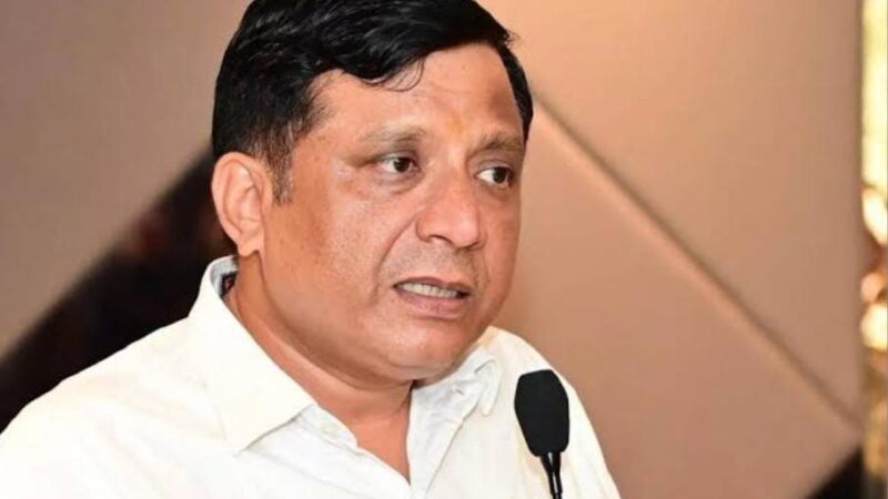 बंशीधर तिवारी की निगरानी में चला सबसे बड़ा अभियान, कई भवन सील और प्लॉटिंग जमींदोज़