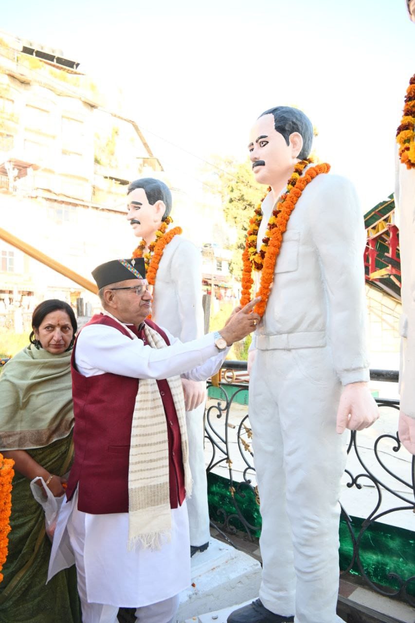 शहीद स्थल पहुंचे गणेश जोशी, अटल बिहारी वाजपेयी के योगदान को किया याद