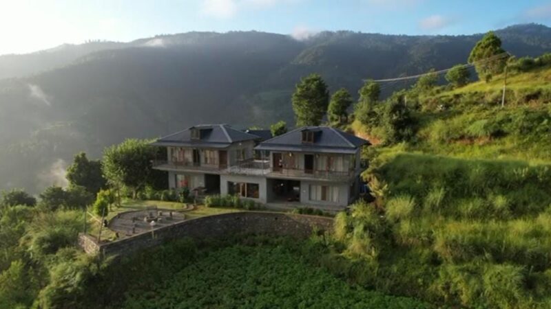 धामी सरकार की पंडित दीनदयाल उपाध्याय होमस्टे योजना ने दी पहचान, नीलम को मिला सर्वश्रेष्ठ संचालक सम्मान