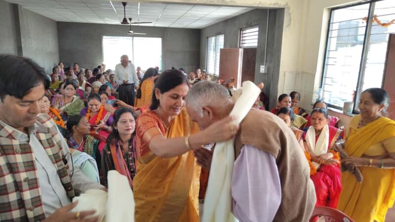 अनीता ममगाई ने कहा — आंदोलनकारियों के सुझाव सरकार तक पहुंचाए जाएंगे