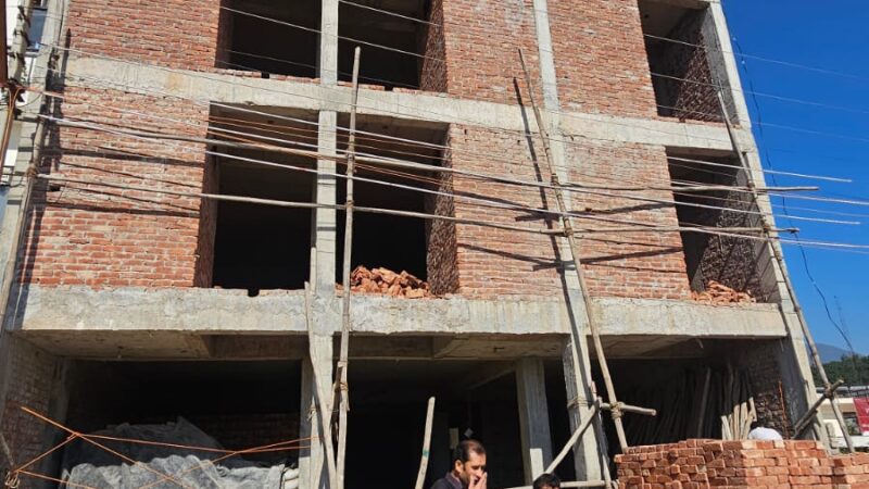 एमडीडीए का बड़ा ऑपरेशन — बंशीधर तिवारी के नेतृत्व में टीमों ने चलाया सीलिंग अभियान, लोगों ने सराहा कदम