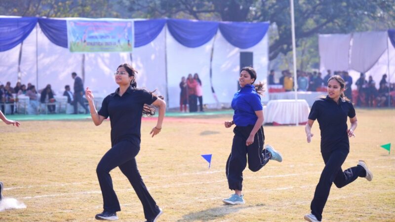 SGRRU खेल महोत्सव में लोविश की तूफानी दौड़, बास्केटबाॅल में 2021 और 2022 बैच का जलवा