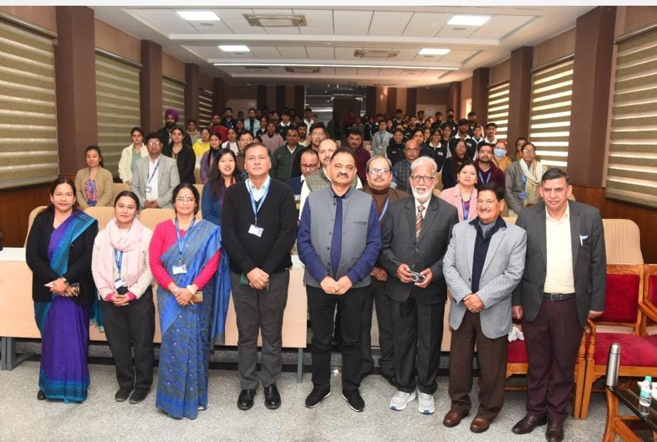 SRHU के मंच से उभरी पहाड़ बचाने की पहल—सतत पर्यटन व सामुदायिक विकास मॉडल पर फोकस