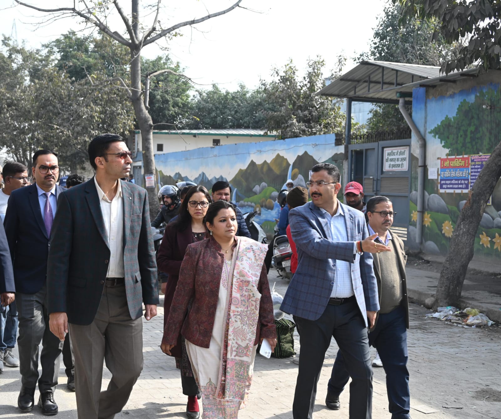 डीएम सविन बंसल ने यातायात जाम पर कसा शिकंजा, संडे बाजार शहर से बाहर स्थानांतरित