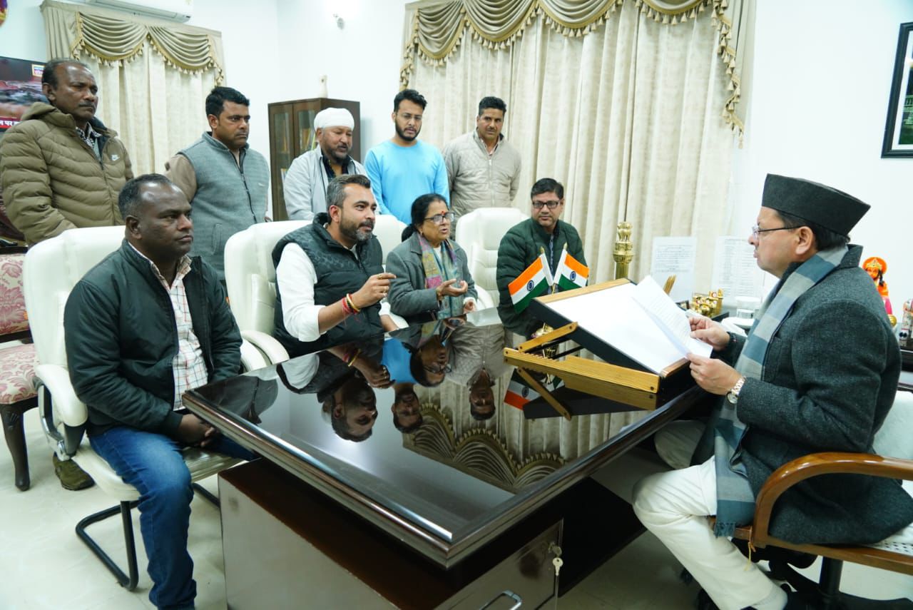 सुप्रीम कोर्ट में स्थानीयों के हक की पैरवी की मांग, वन विभाग की कार्रवाई पर सवाल