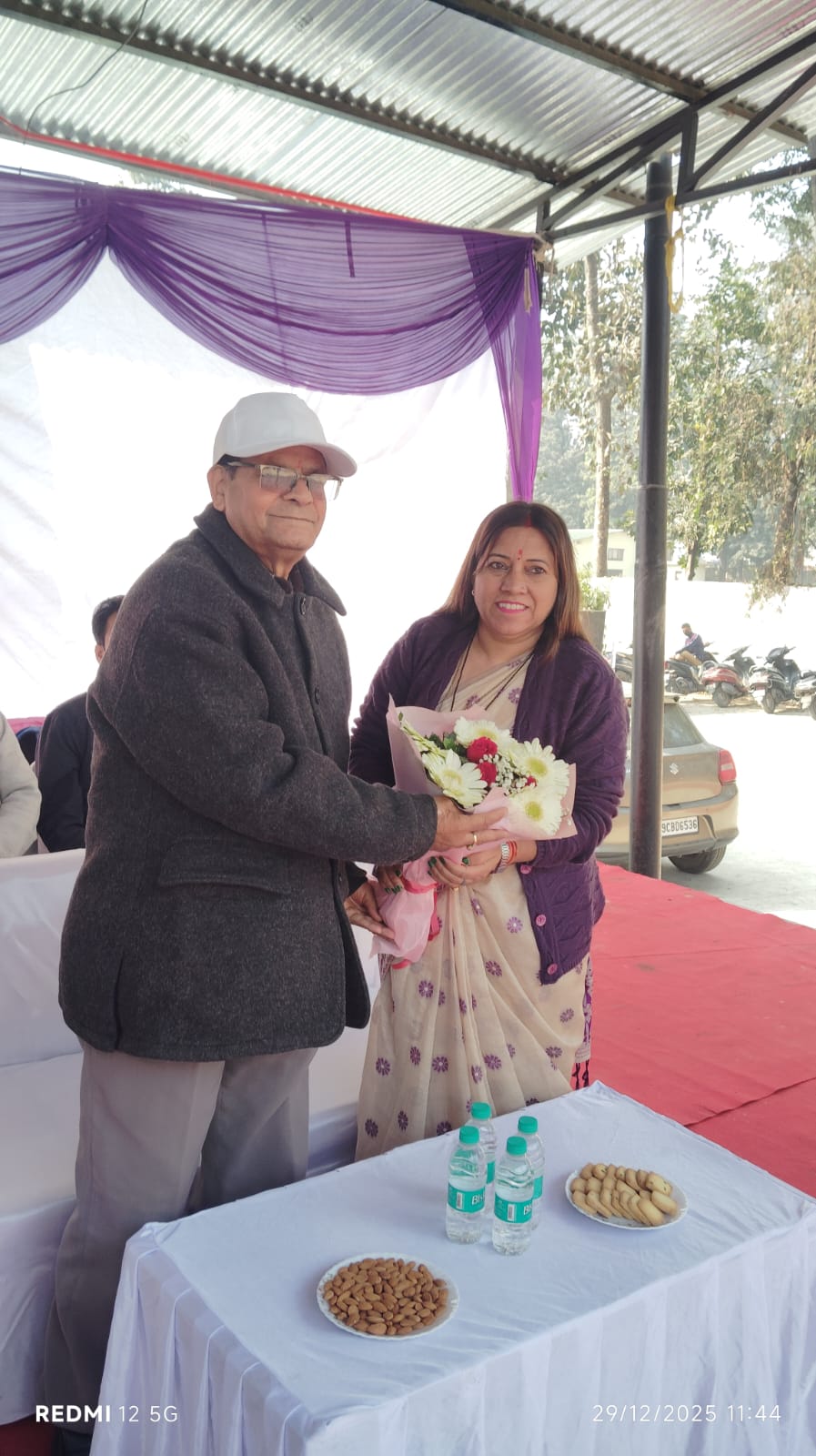 SGRRU की पहल से खेल मैदान में अनुशासन और जोश, जुनैद व सोनू बने स्टार खिलाड़ी