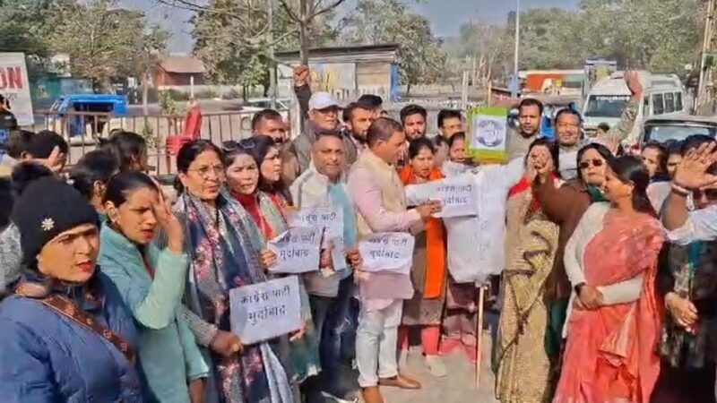 बेटियों के सम्मान पर राजनीति नहीं चलेगी, भाजपा महिला मोर्चा का दो टूक संदेश