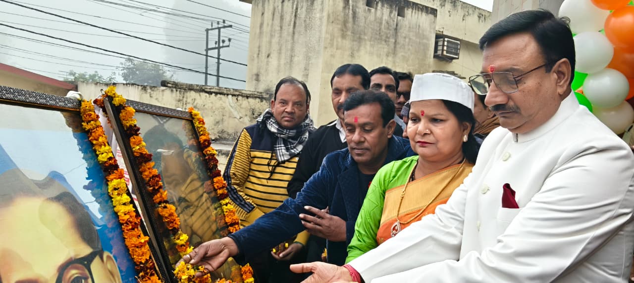 ध्वजारोहण से प्रभात फेरी तक देशभक्ति का उत्सव, रुड़की में भव्य गणतंत्र दिवस आयोजन