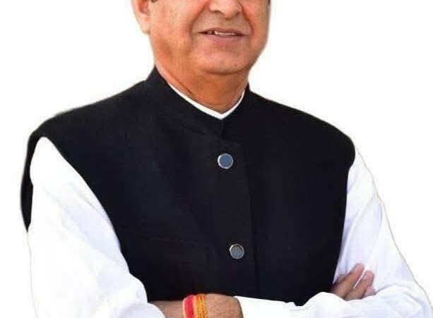 बेरोजगारी, भ्रष्टाचार और कानून-व्यवस्था पर घमासान — महारैली से सरकार पर दबाव