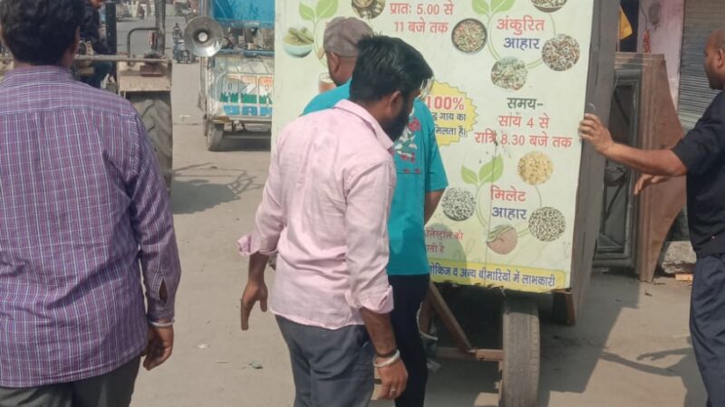 नगर निगम ऋषिकेश का अभियान तेज, अवैध फूड वैन आरटीओ को सौंपीं