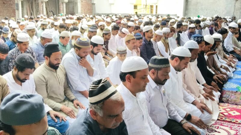 रोजा इंसान को इंसानियत और सब्र का पैगाम देता है: मौलाना अजहर उल हक