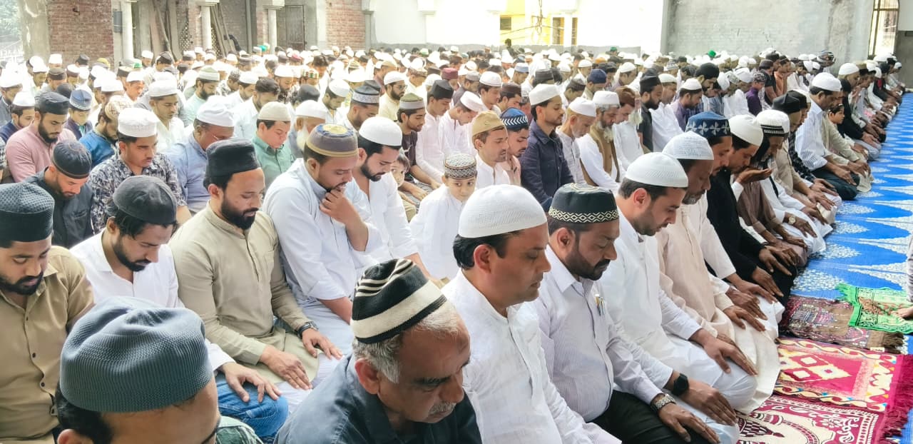 रोजा इंसान को इंसानियत और सब्र का पैगाम देता है: मौलाना अजहर उल हक