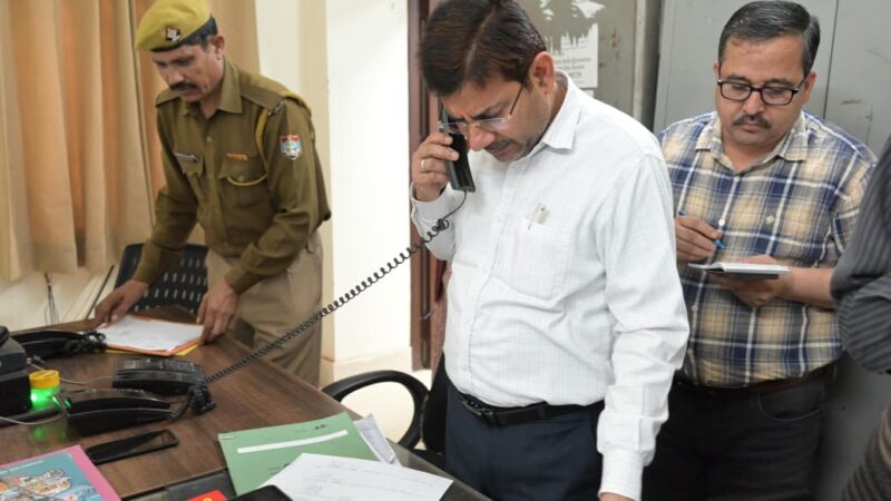 डीएम सविन बंसल के निर्देश पर जिला प्रशासन का ताबड़तोड़ अभियान, गैस की कालाबाजारी में दो गिरफ्तार