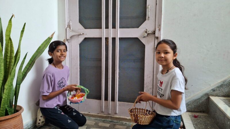 फूलदेई पर्व में खिली लोकसंस्कृति, डॉ. राजे सिंह नेगी ने राजकीय लोकपर्व घोषित करने की उठाई मांग