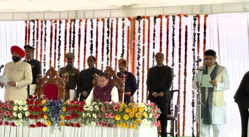 राजभवन में शपथ ग्रहण: धामी सरकार ने भरे खाली पद, विकास को मिलेगी रफ्तार