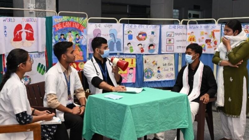 हिमालयन में विश्व टीबी दिवस पर अनोखी पहल, “आशा की दीवार” ने जगाई उम्मीद