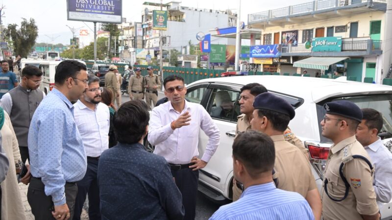डीएम सविन बंसल के कड़े निर्देश: पीएम कार्यक्रम में कोई लापरवाही नहीं होगी बर्दाश्त
