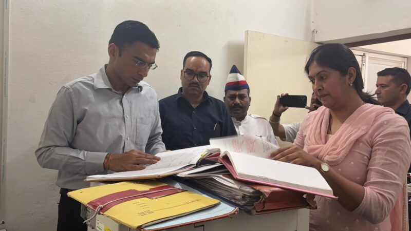 DM सविन बंसल का भ्रष्टाचार पर वार: सब-रजिस्ट्रार ऑफिस में भारी अनियमितताएं पकड़ीं