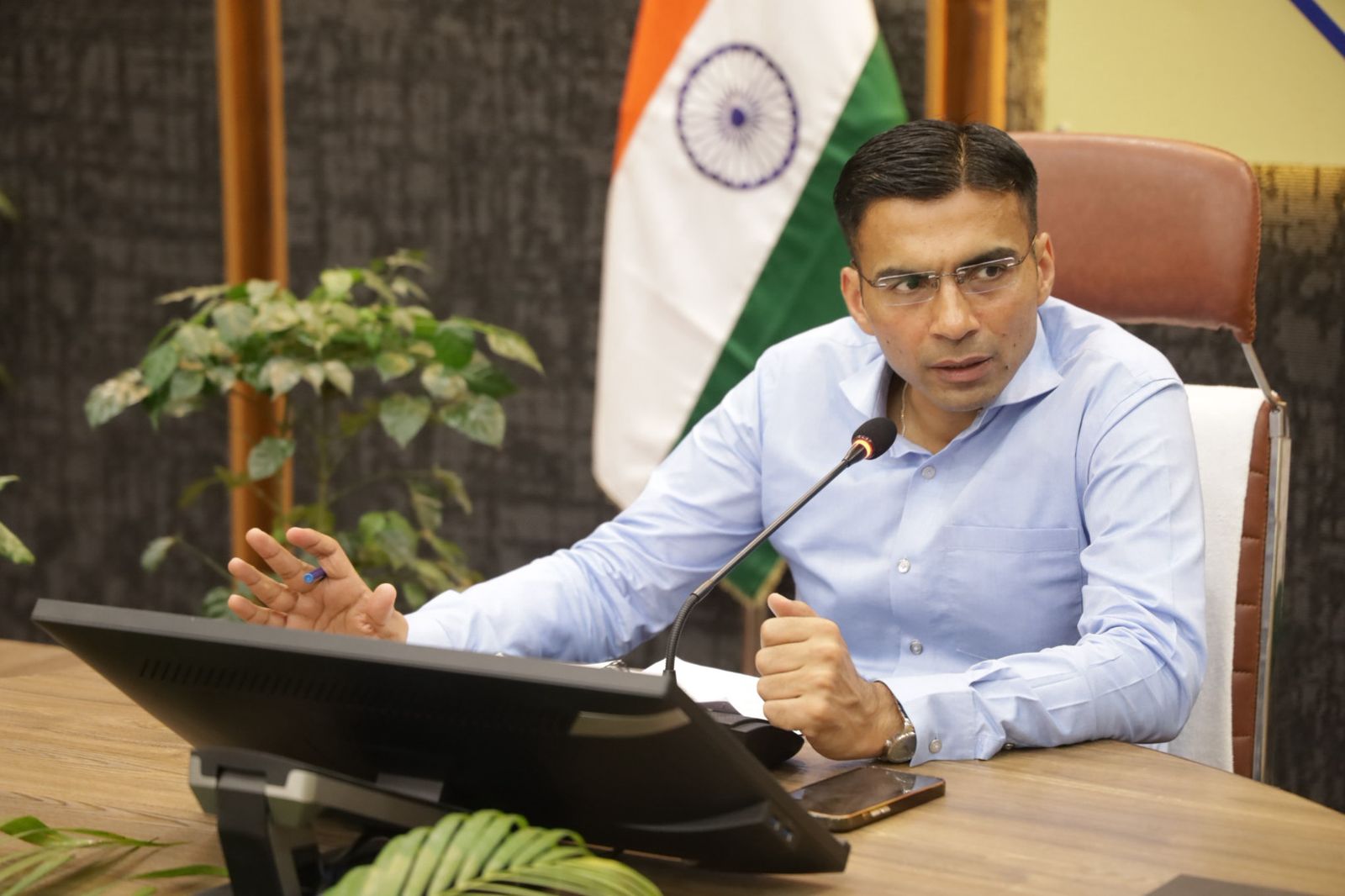 रातभर डीजे और गैरकानूनी गतिविधियों के अड्डे बने होमस्टे पर जिला प्रशासन का ऑपरेशन सफाई