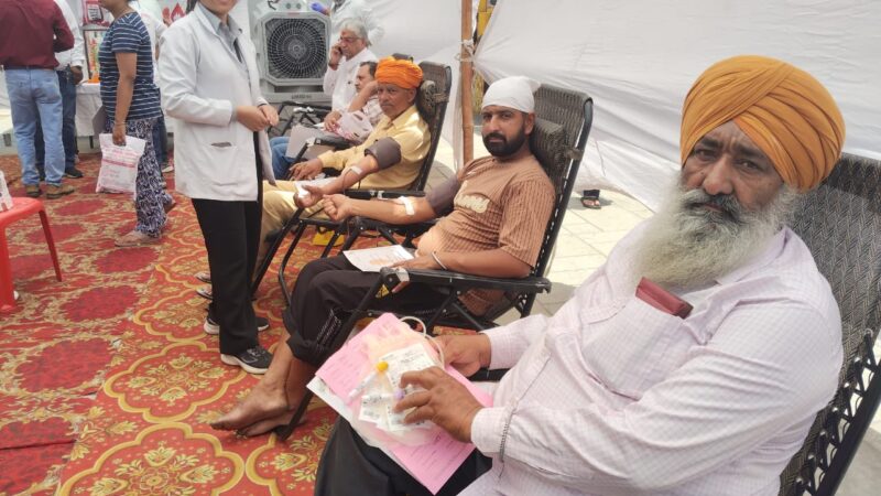 इन्दिरेश चरण दास जी को श्रद्धासुमन अर्पित, श्री दरबार साहिब में सेवा, समर्पण और श्रद्धा का अद्भुत संगम