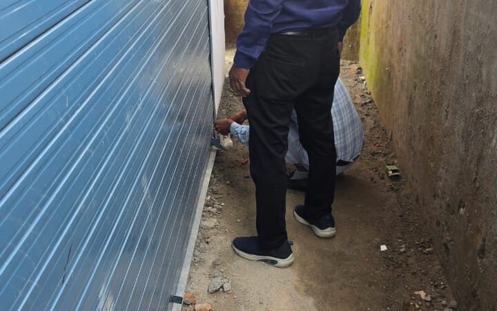 अवैध निर्माण पर एमडीडीए का प्रहार, IAS बीडी तिवारी के निर्देश पर दो भवनों पर कार्रवाई