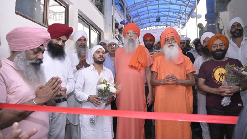 रक्तदान से जीवनदान तक: निर्मल आश्रम अस्पताल के शिविर में 72 लोगों ने निभाया मानव धर्म