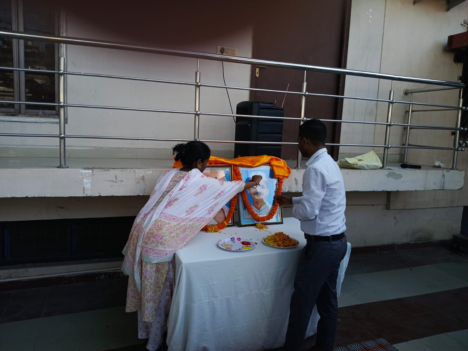 गांधी के स्वच्छता संकल्प को साकार करने में जुटा शहरी विकास निदेशालय, कर्मियों का बढ़ाया सम्मान