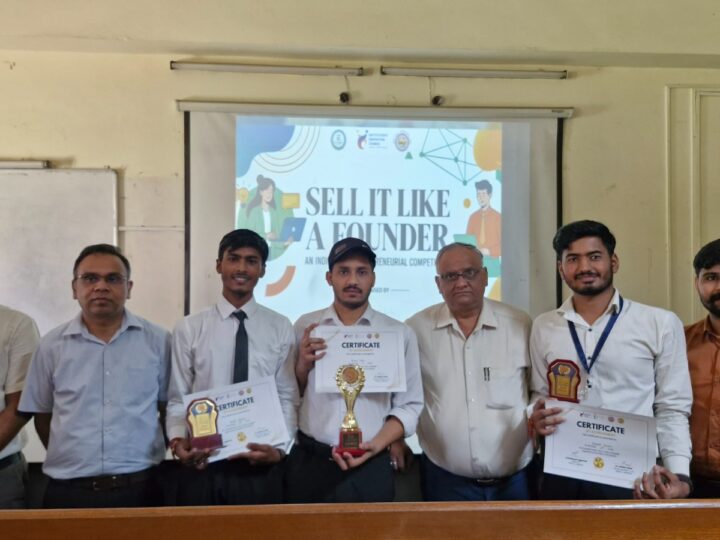गुरुकुल कांगड़ी में स्टार्टअप सोच को नई उड़ान, उद्यमिता की कसौटी पर परखे गए विद्यार्थी